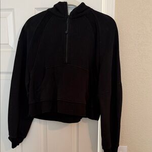 Lululemon black scuba